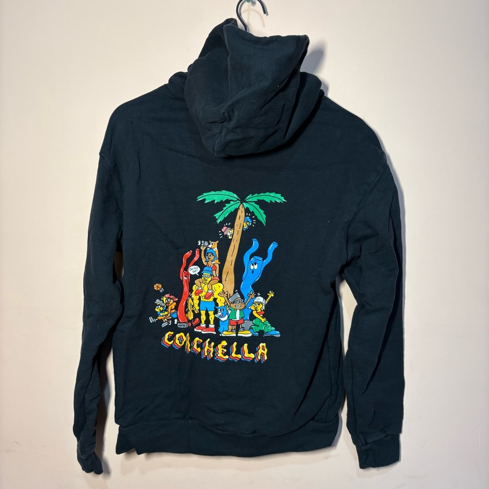 Coachella 2022 Black Hoodie Size Medium Palm Tree Back Graphic